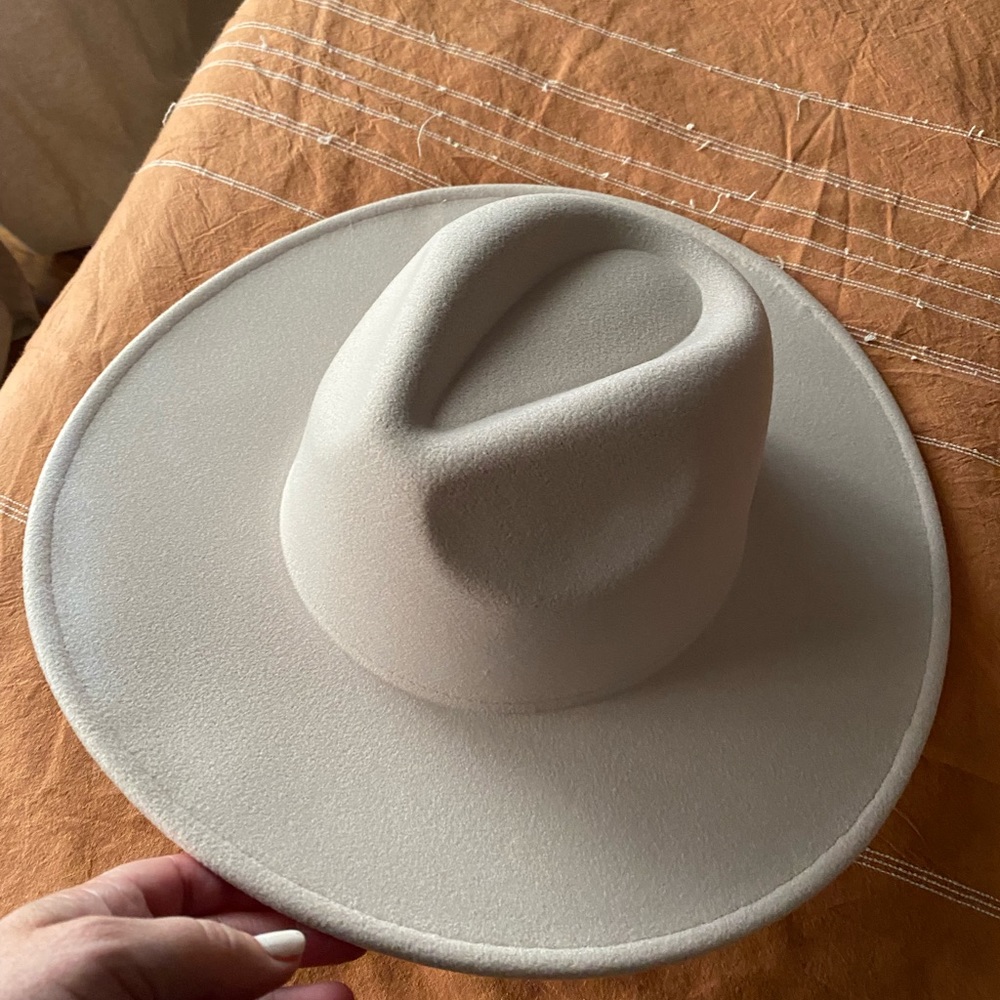 Rocky Mountain Hat by Vici